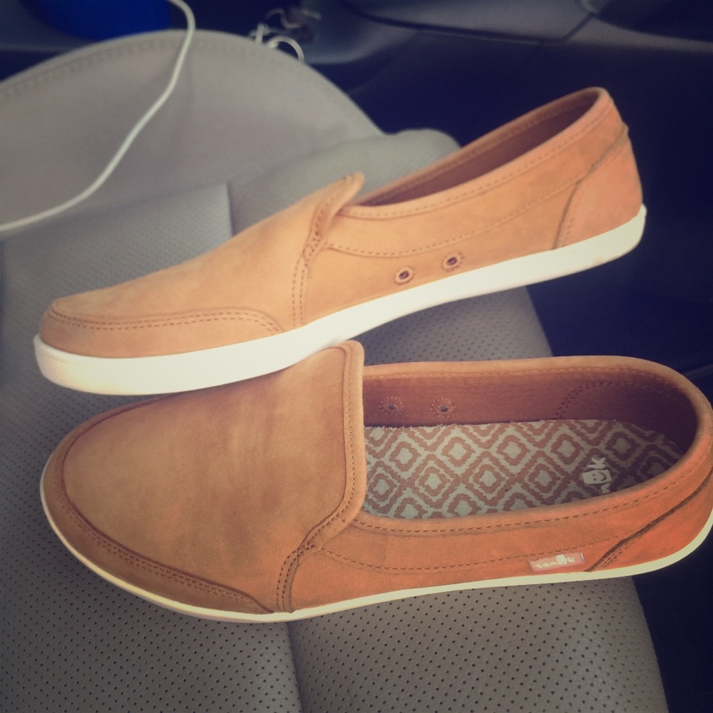 Light tan Suede slip on shoes size 9